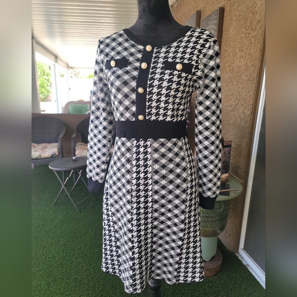 Chic Houndstooth Long Sleeve Dress with Gold Accents